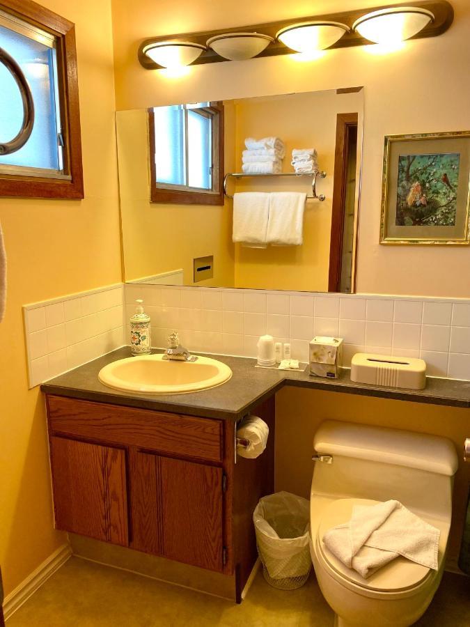 Motel Bo Radium Radium Hot Springs Extérieur photo