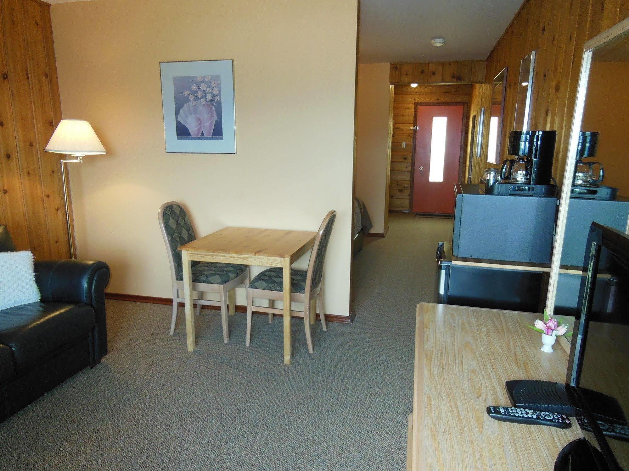 Motel Bo Radium Radium Hot Springs Extérieur photo
