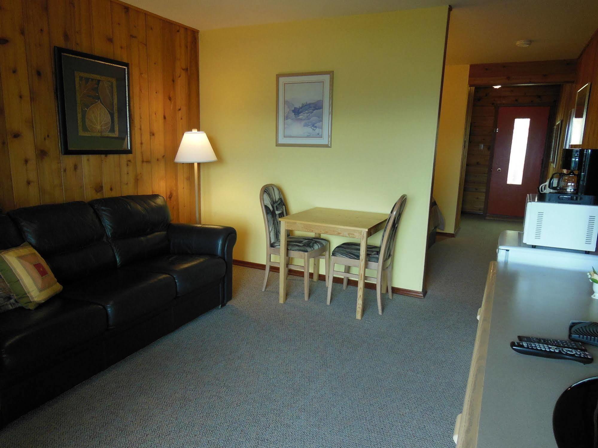 Motel Bo Radium Radium Hot Springs Extérieur photo